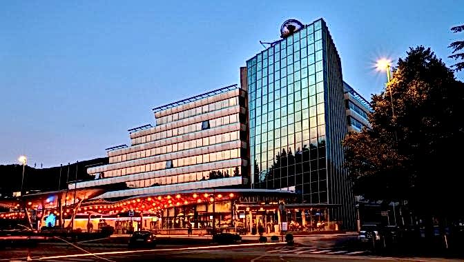 center-Perla_HUOF_672