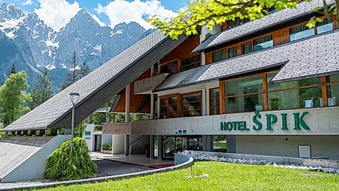 center-Spik_HUOF_672